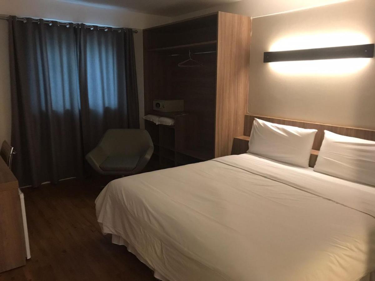 Delmond Hotel Cuiabá Esterno foto