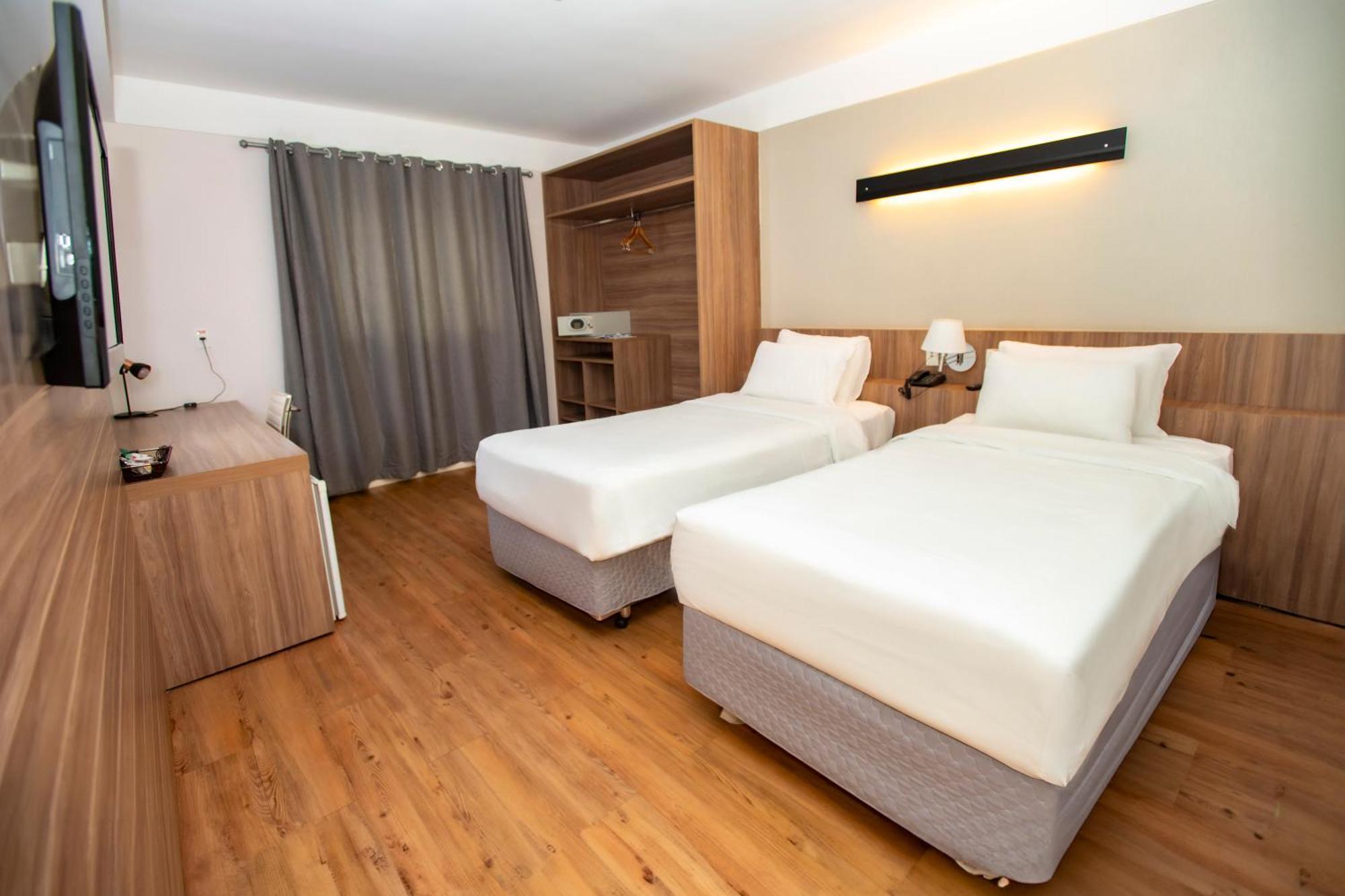 Delmond Hotel Cuiabá Esterno foto