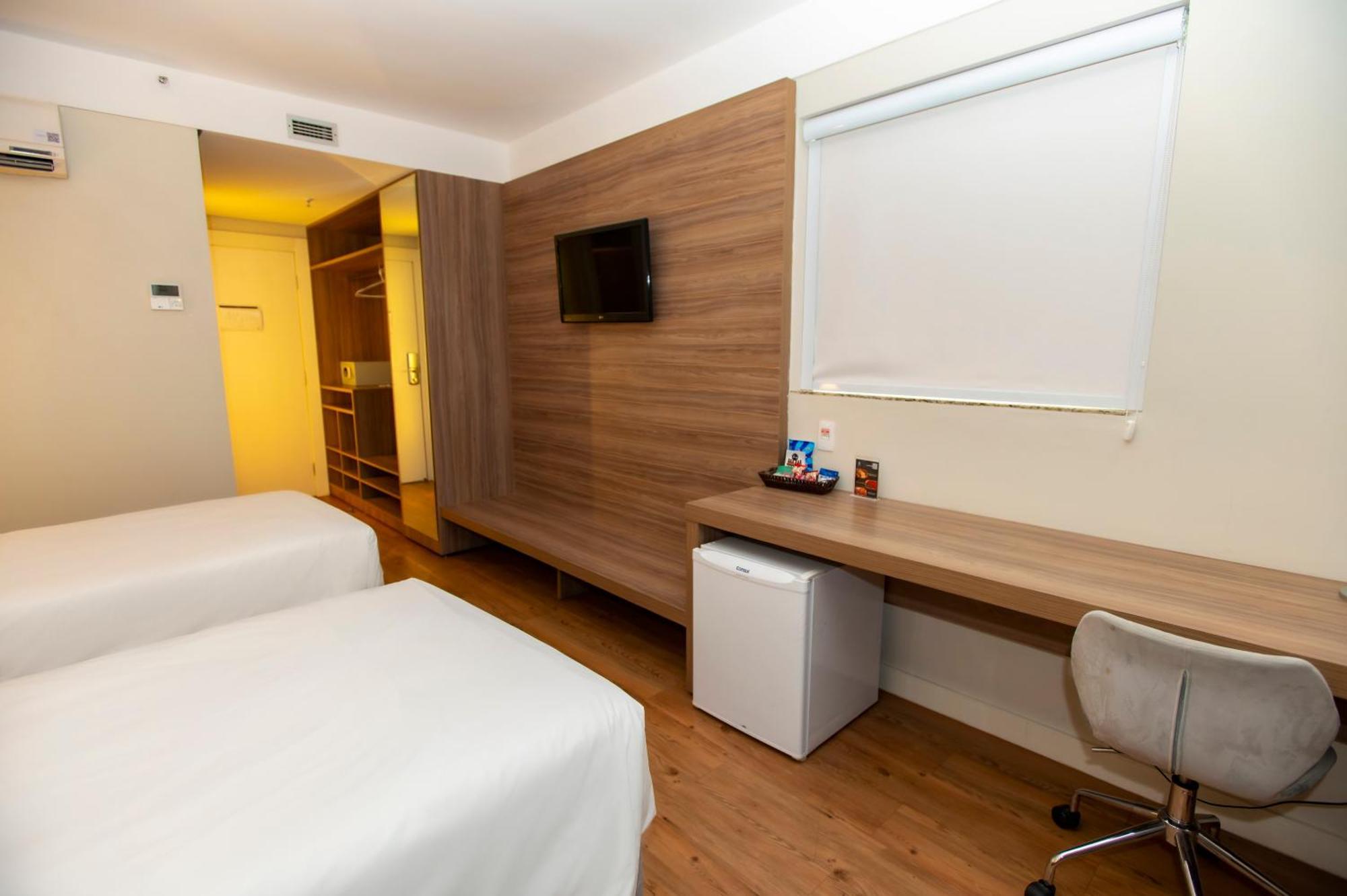 Delmond Hotel Cuiabá Esterno foto